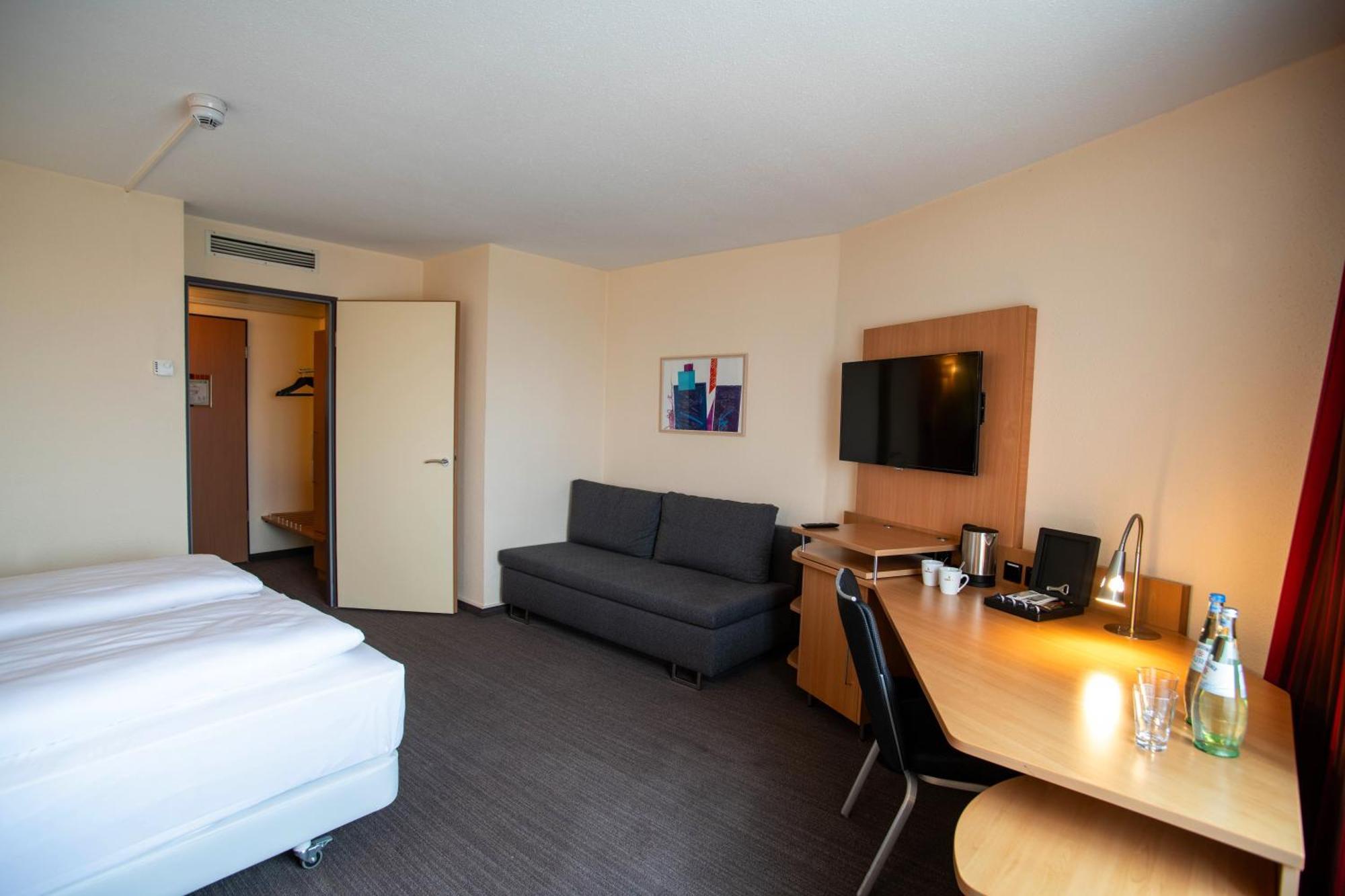 Best Western Conference Airporthotel Frankfurt Moerfelden Exterior foto